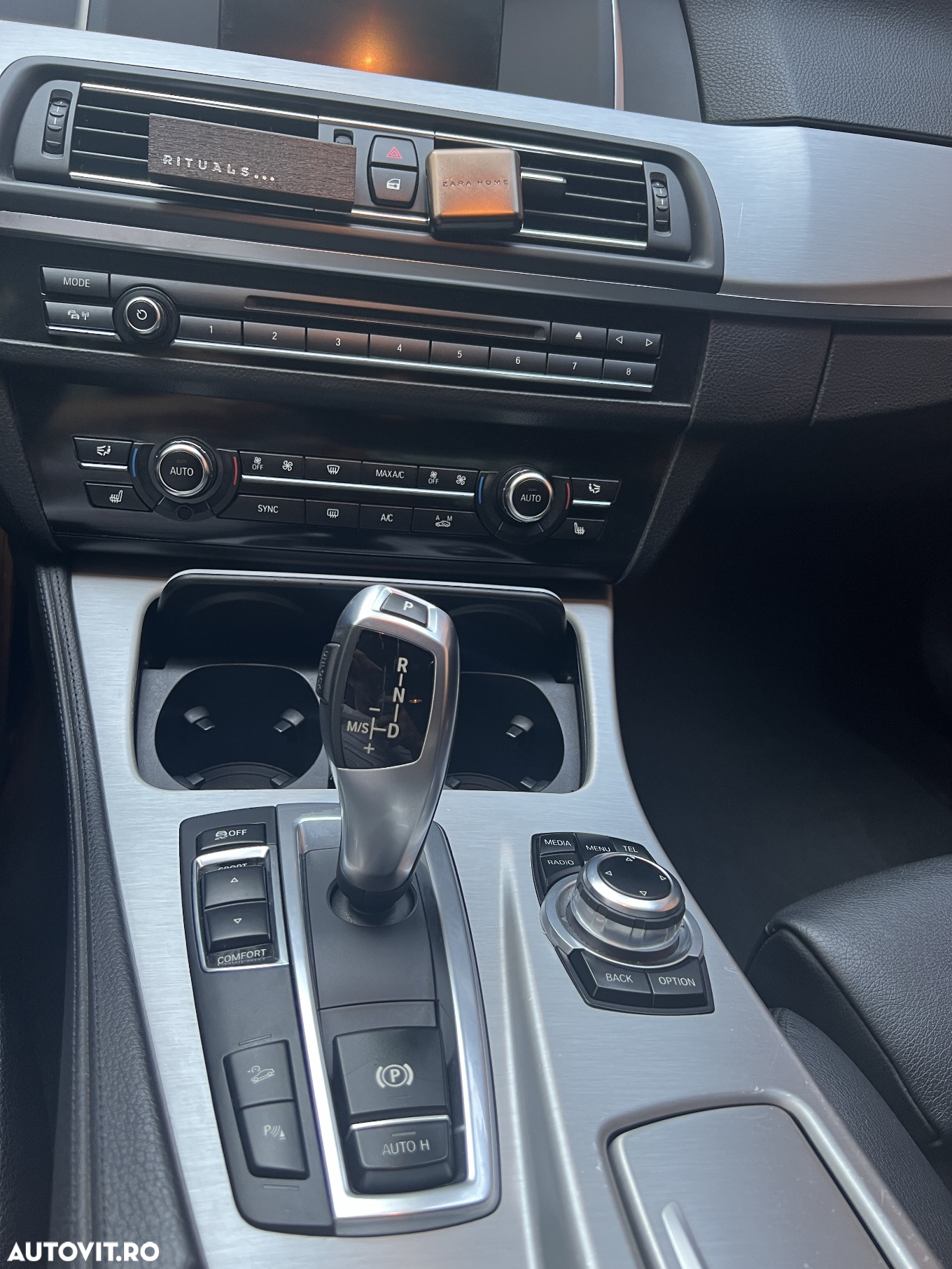 BMW Seria 5 525d xDrive AT - 3