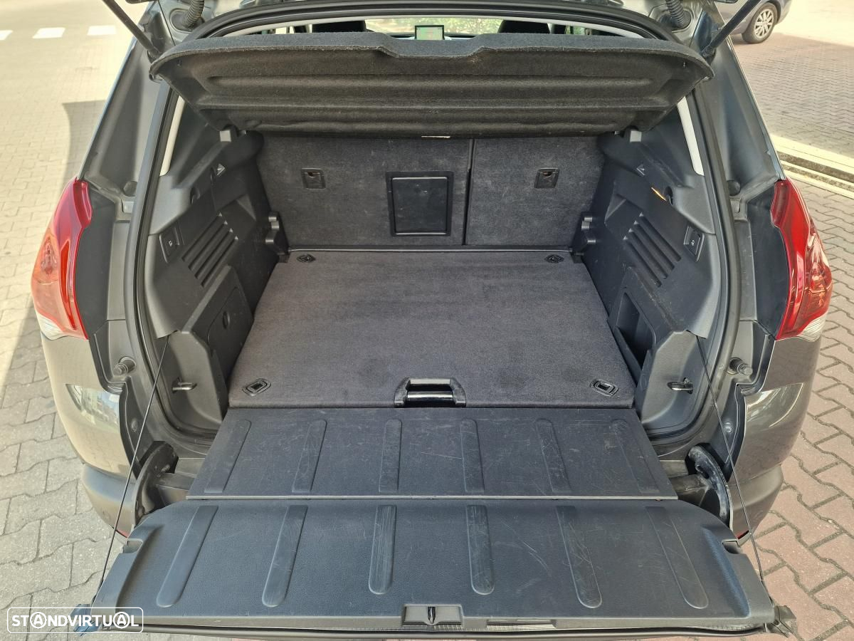 Peugeot 3008 1.6 e-HDi SE Style 2-Tronic - 23