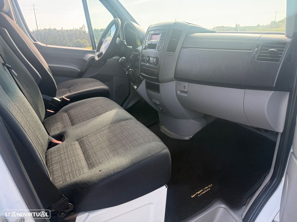 Mercedes-Benz SPRINTER 313 CDI  L4 H3 - 19