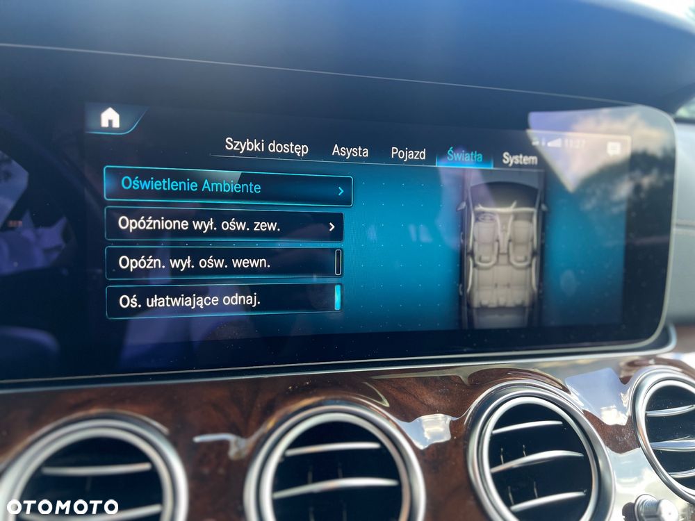 Mercedes-Benz Klasa E 220 d 4-Matic Avantgarde - 23