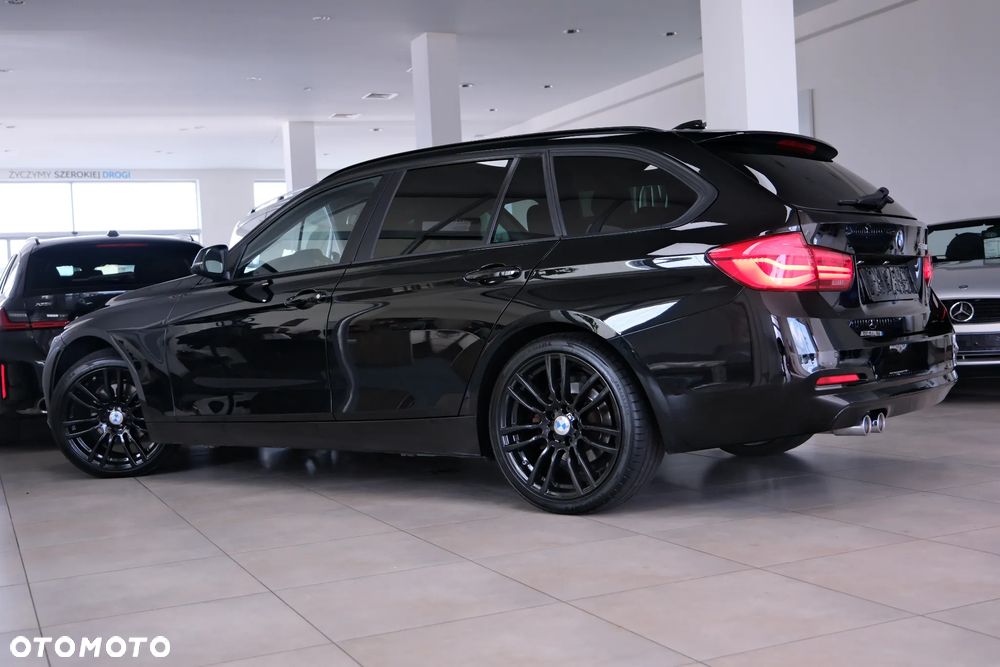 BMW Seria 3 320d Edition M Sport Shadow - 13