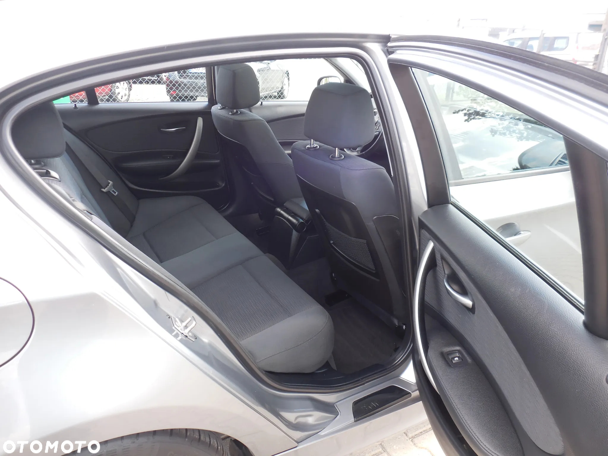 BMW Seria 1 116d Sport Line - 12