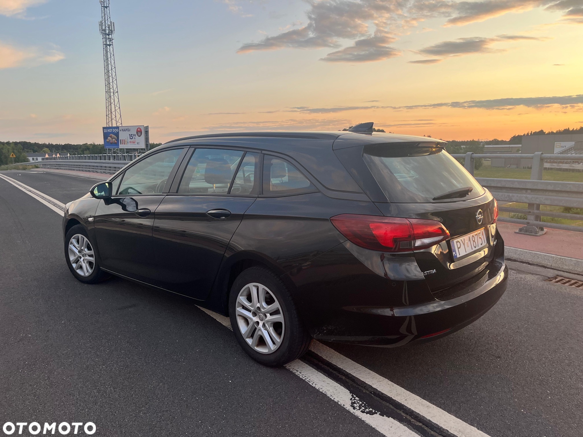 Opel Astra 1.6 D (CDTI) Start/Stop Sports Tourer Edition - 4