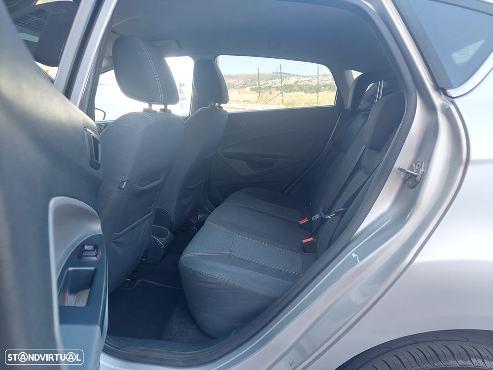 Ford Fiesta 1.25 Titanium - 8
