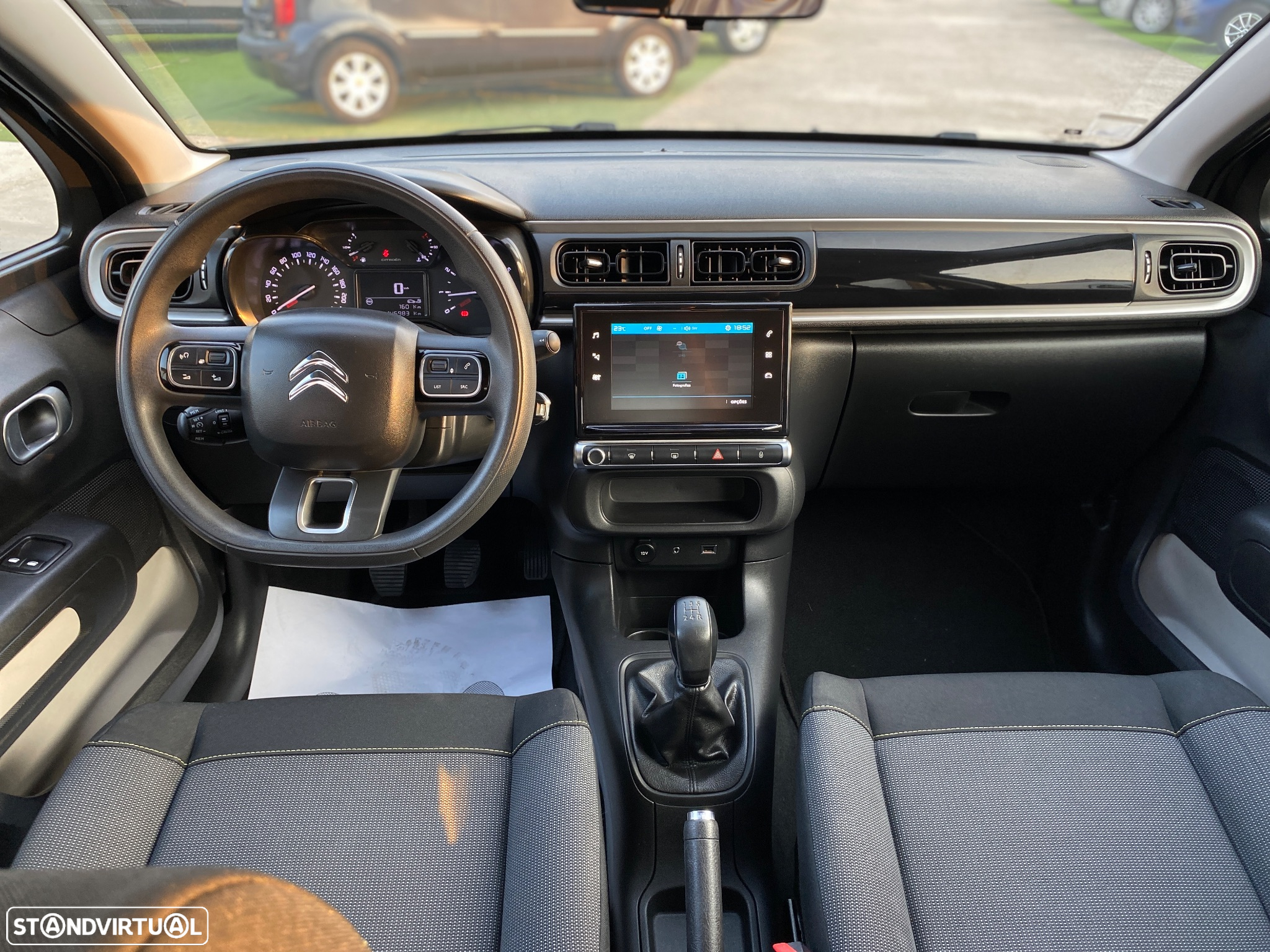 Citroën C3 1.6 BlueHDi Exclusive - 16
