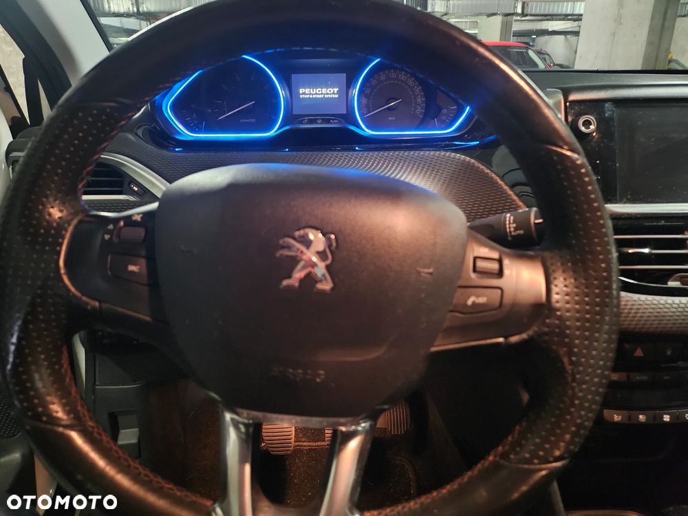 Peugeot 2008 1.2 Pure Tech Crossway S&S - 8