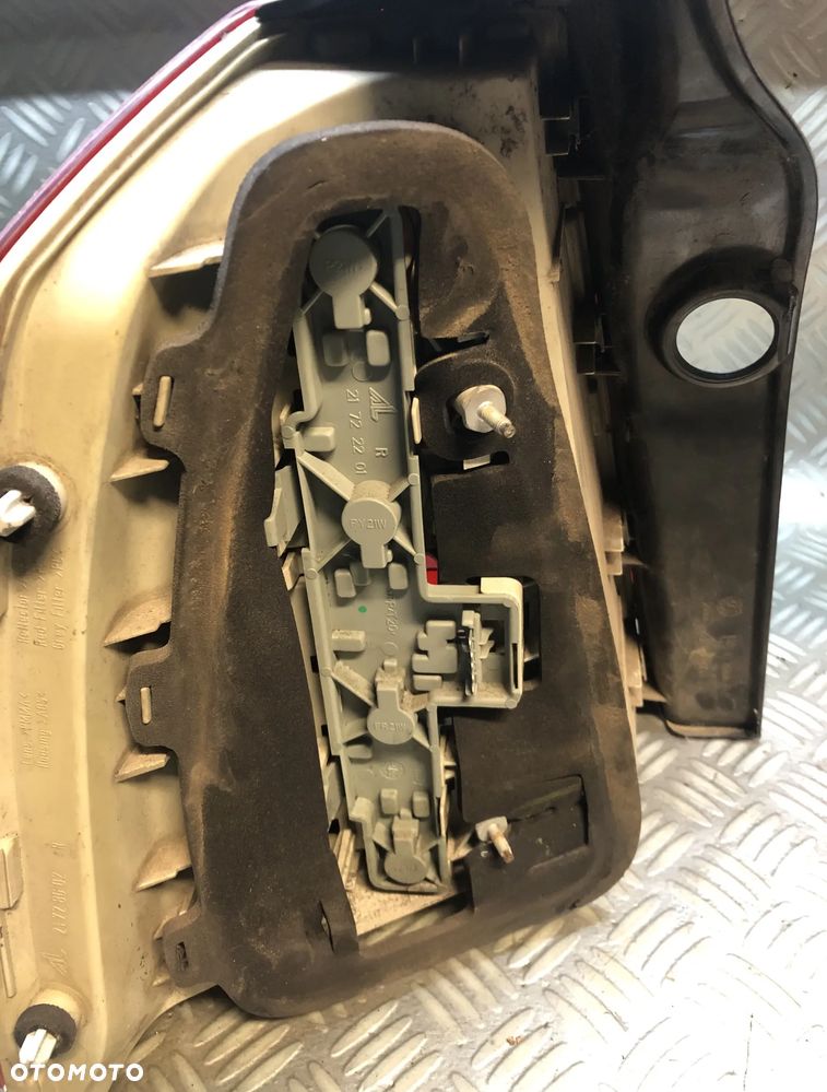 OPEL ZAFIRA B FL LAMPA PRAWY TYŁ 13305775 - 2