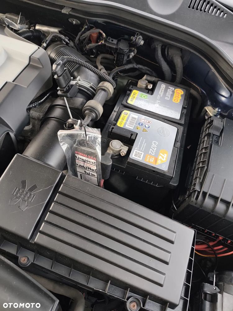 Volkswagen Passat 2.0 TDI DPF Highline - 18