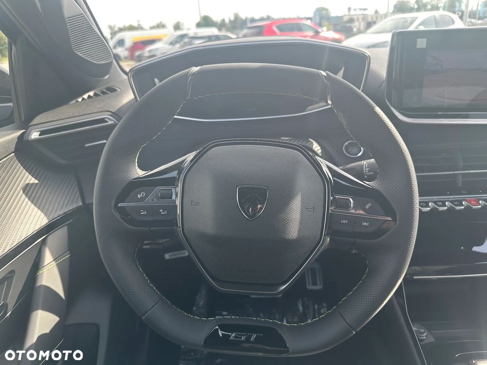 Peugeot 208 1.2 mHEV GT - 13