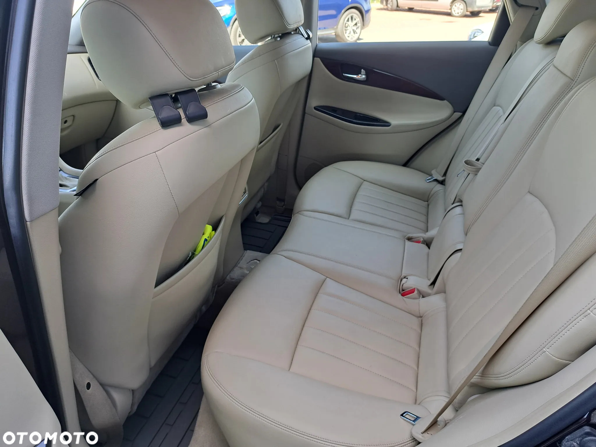 Infiniti EX EX35 - 12