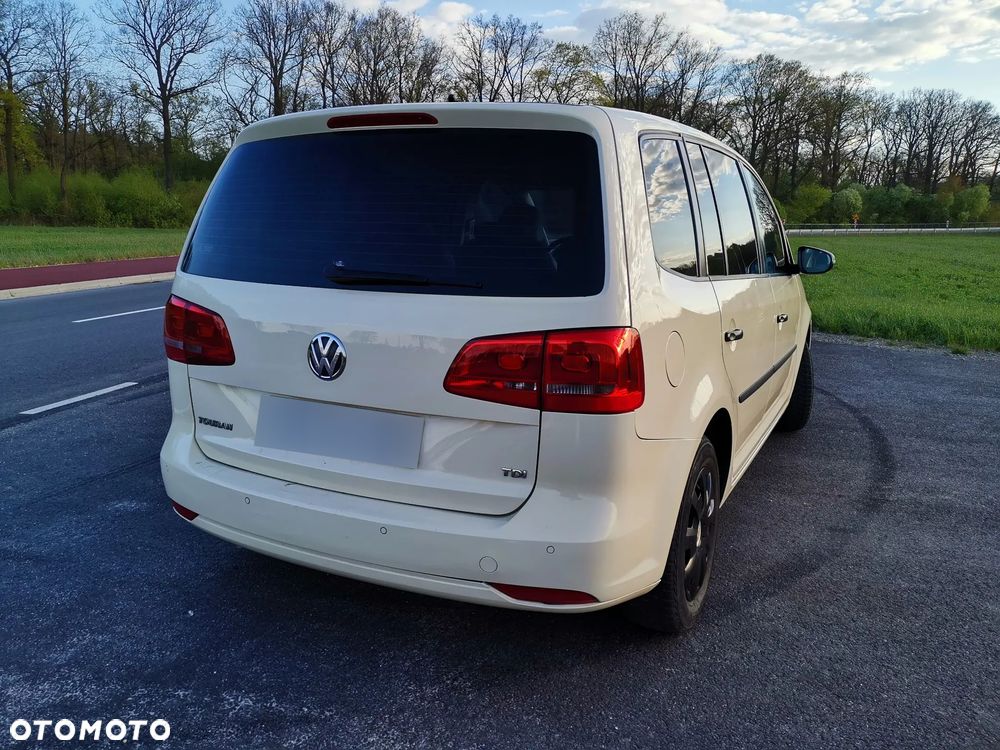 Volkswagen Touran 1.6 TDI DPF DSG Trendline - 16
