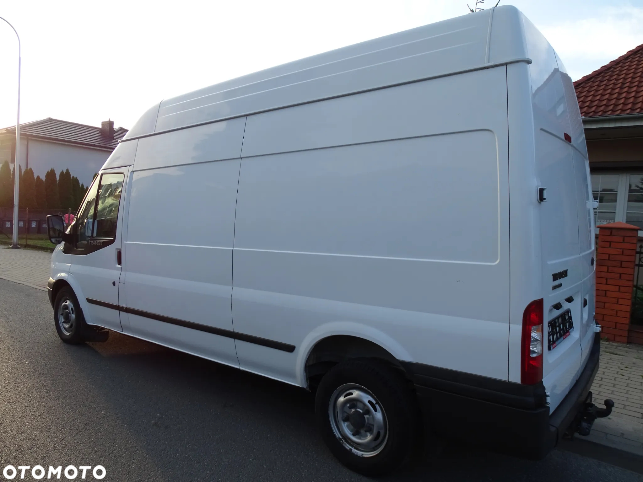 Ford TRANSIT 2,2 TDCI  92KW- 125 KONI ,L3 H3 ,MAXI , PAKA DŁUGA 3,30 M. zarejestrowany - - 4