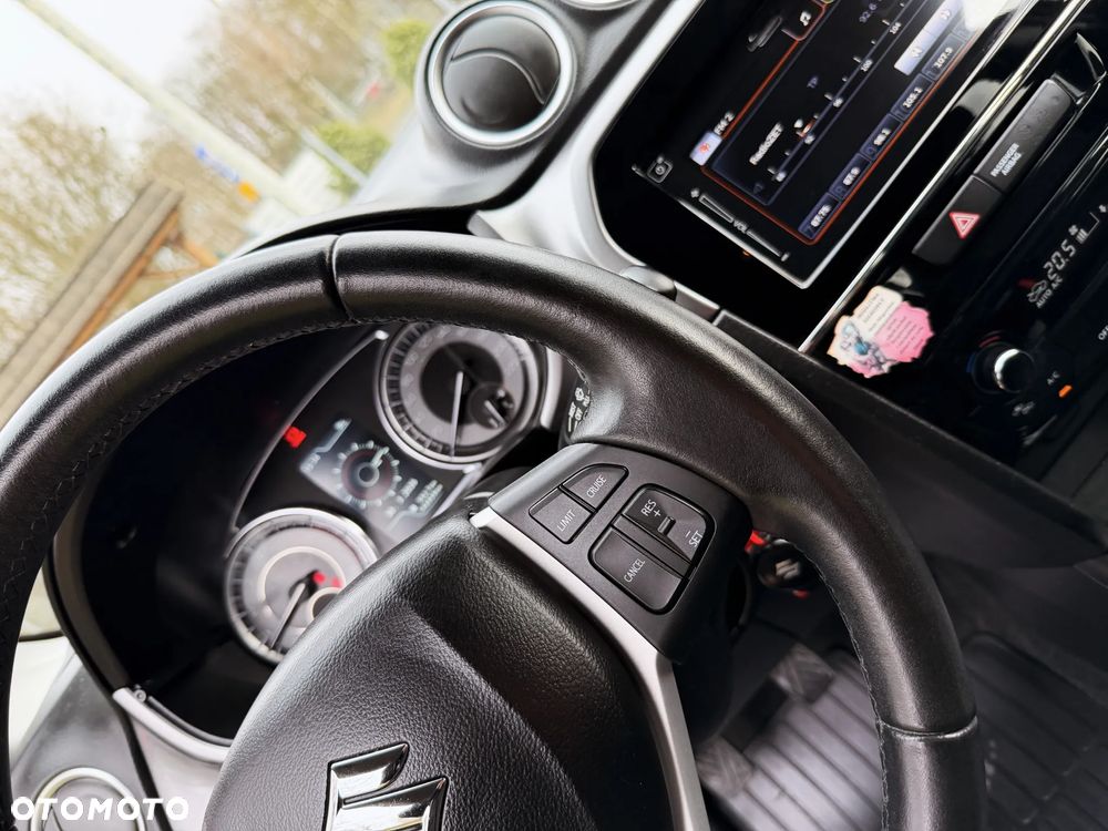 Suzuki Vitara 1.4 Boosterjet Elegance 2WD - 30