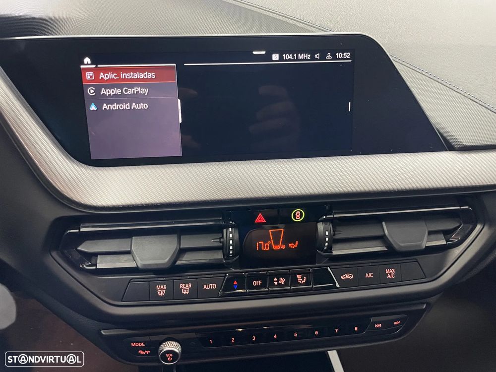 BMW 116 d Pack Desportivo M Auto - 11