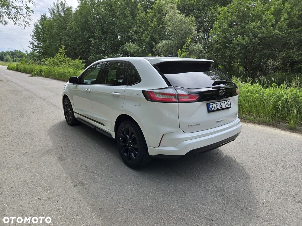 Ford Edge - 16