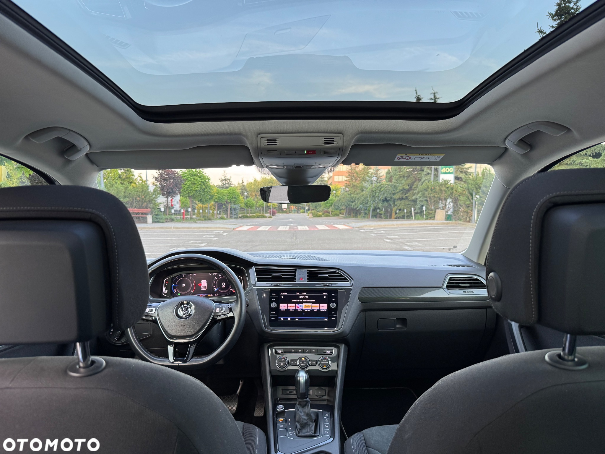 Volkswagen Tiguan 2.0 TDI SCR DSG R-Line - 28