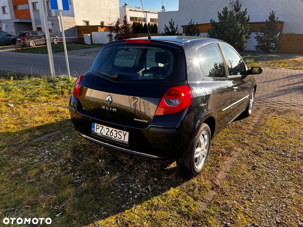 Renault Clio 1.2 16V Extreme - 7