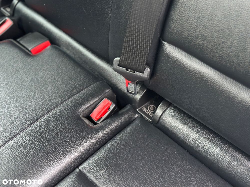 Mercedes-Benz Klasa B 180 (BlueEFFICIENCY) - 28