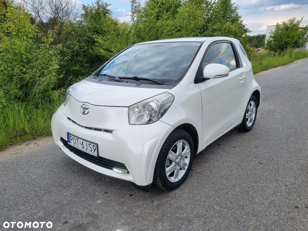 Toyota iQ 1.0 - 2