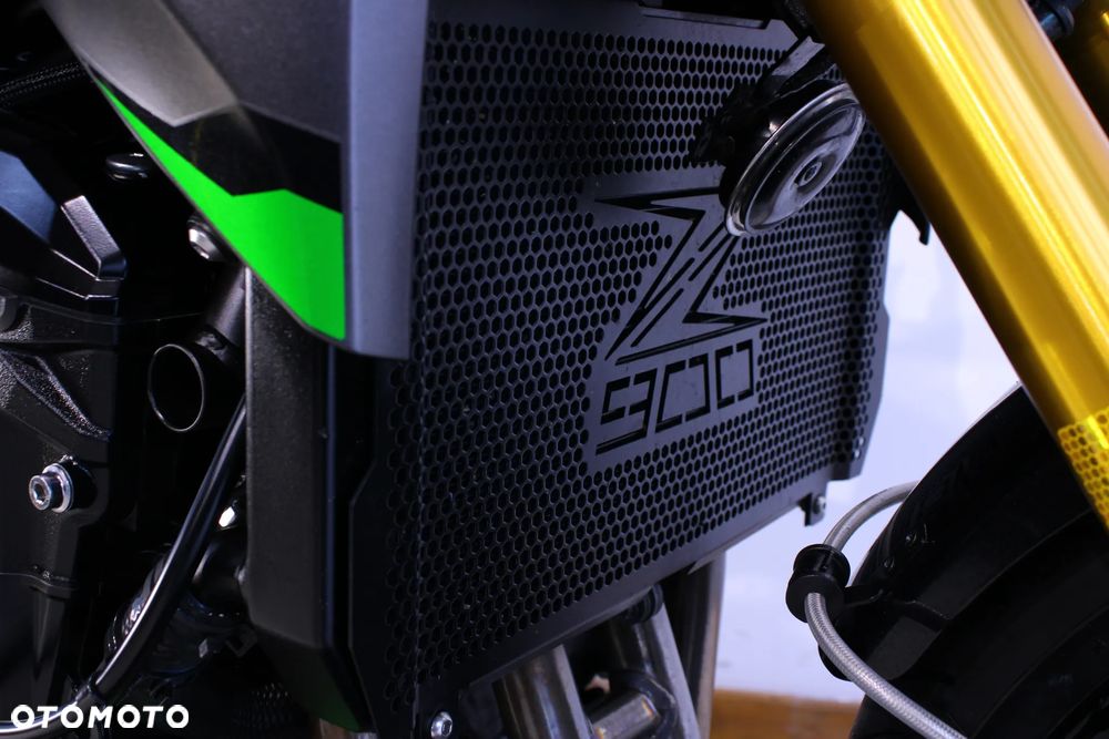 Kawasaki Z 900 - 20