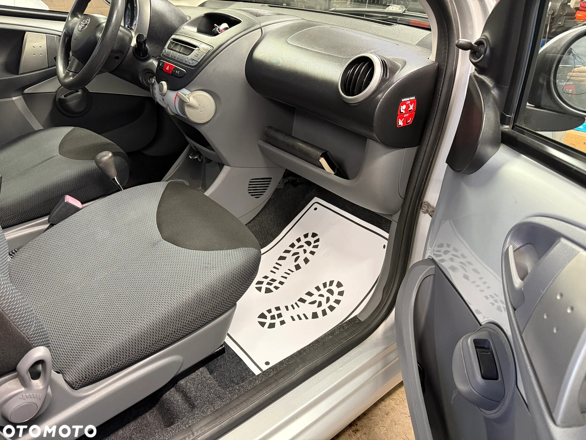 Toyota Aygo 1.0 VVT-i Luna MM A/C - 9