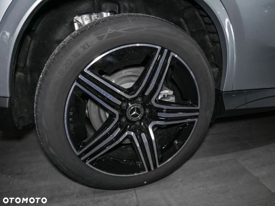 Mercedes-Benz GLC - 17