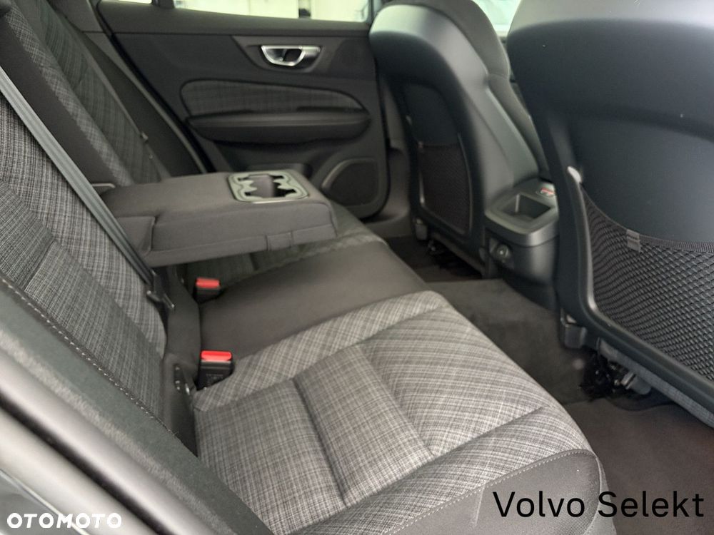 Volvo V60 B3 B Core - 21