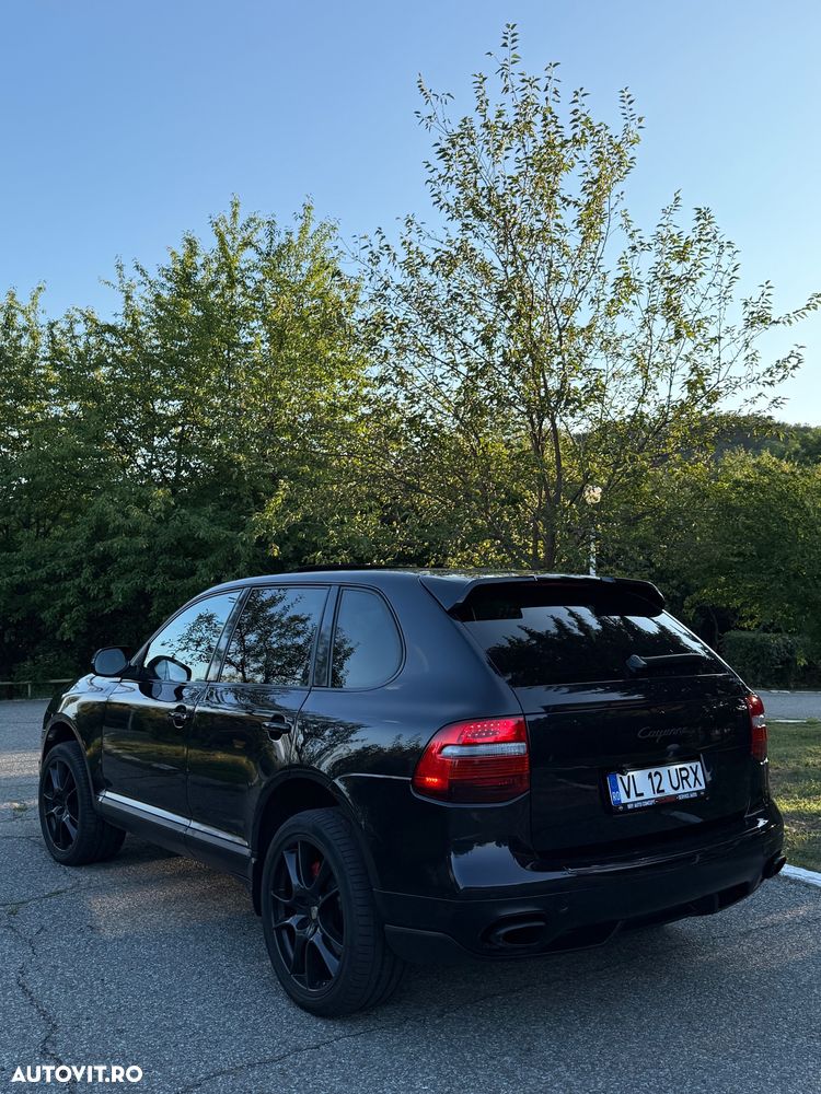Porsche Cayenne - 3