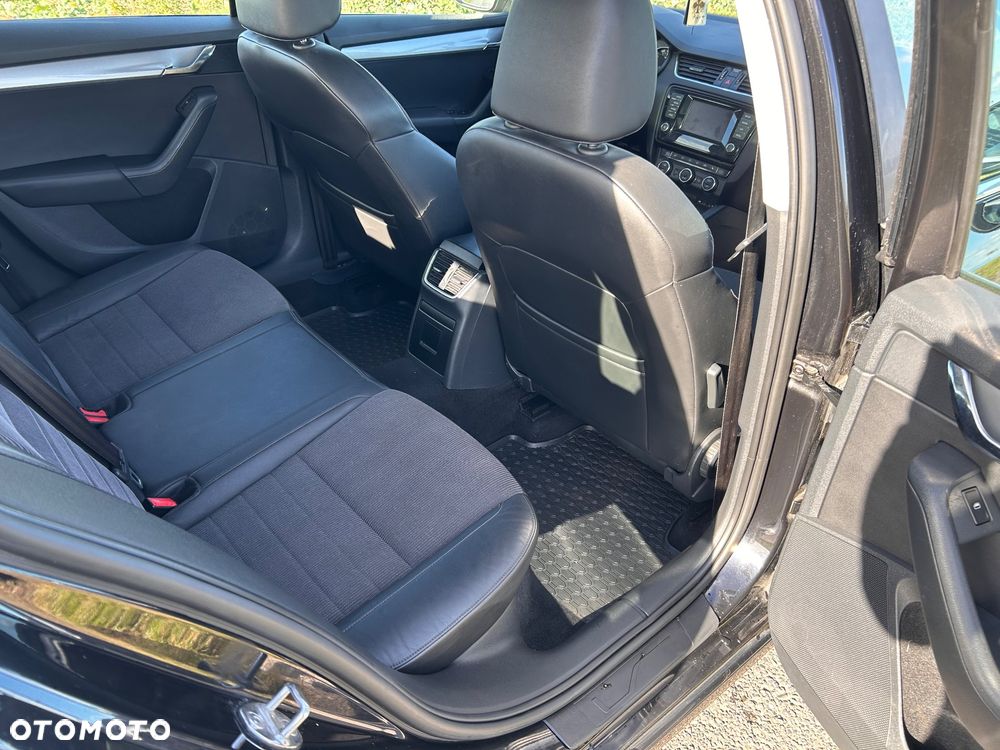 Skoda Octavia 2.0 TDI Green tec Elegance - 17
