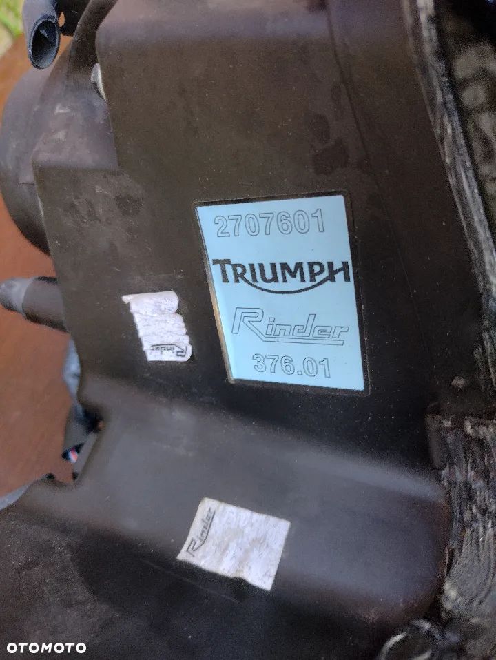 TRIUMPH DAYTONA 675 LAMPA PRZÓD KLOSZ światło - 4