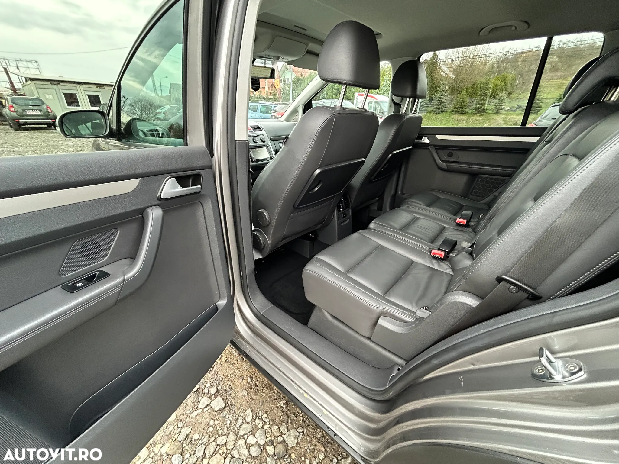 Volkswagen Touran Cross 2.0 TDI DSG - 13