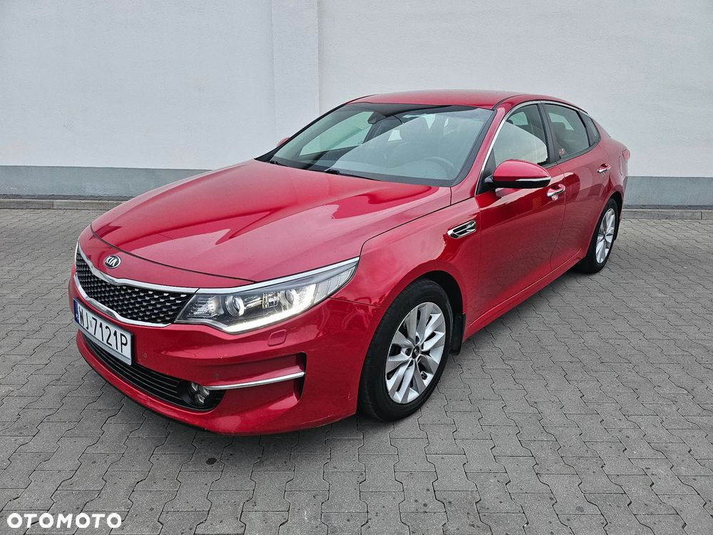 Kia Optima 2.0 L - 1