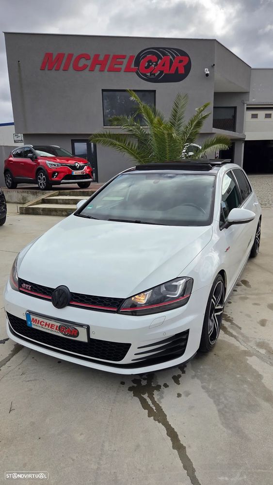 VW Golf 2.0 TSI GTI DSG Performance - 2