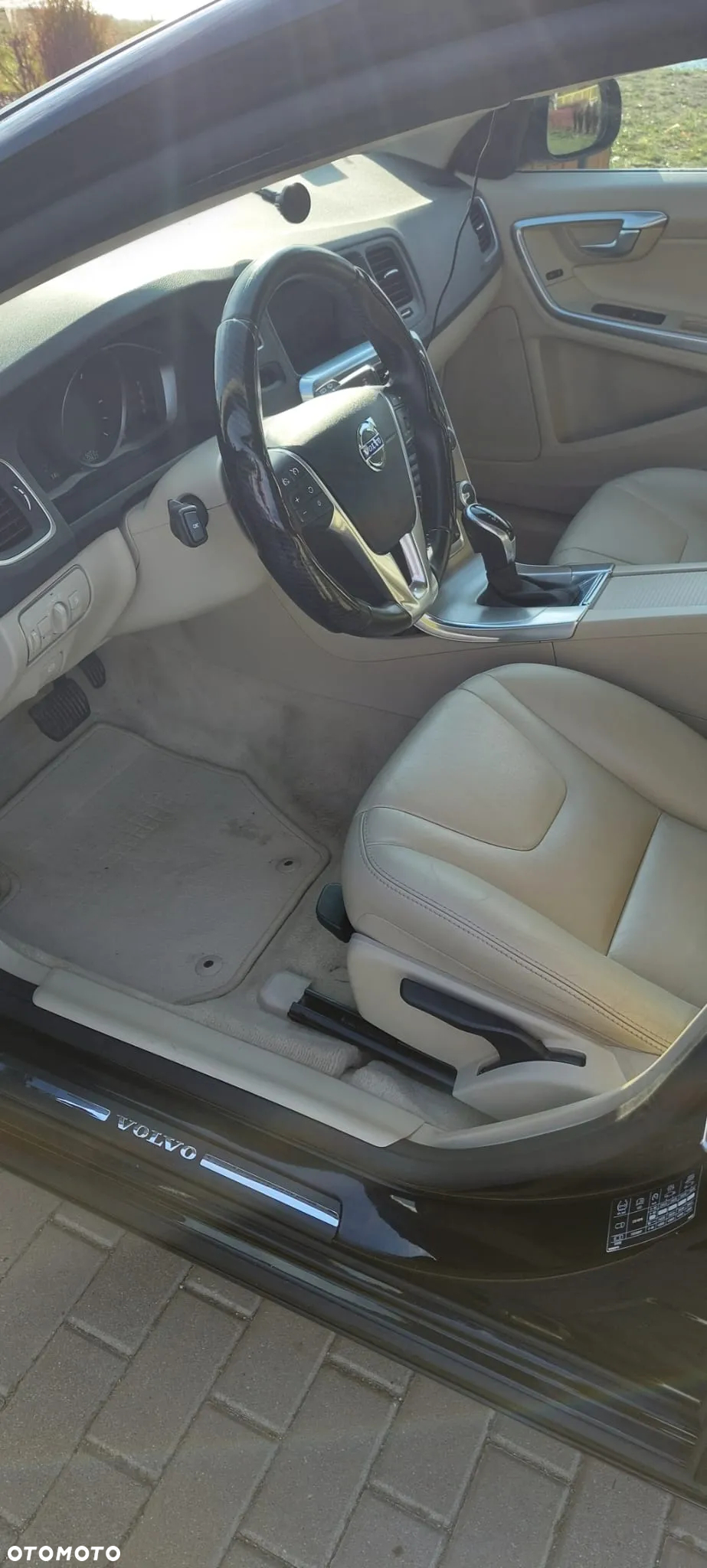 Volvo V60 - 25