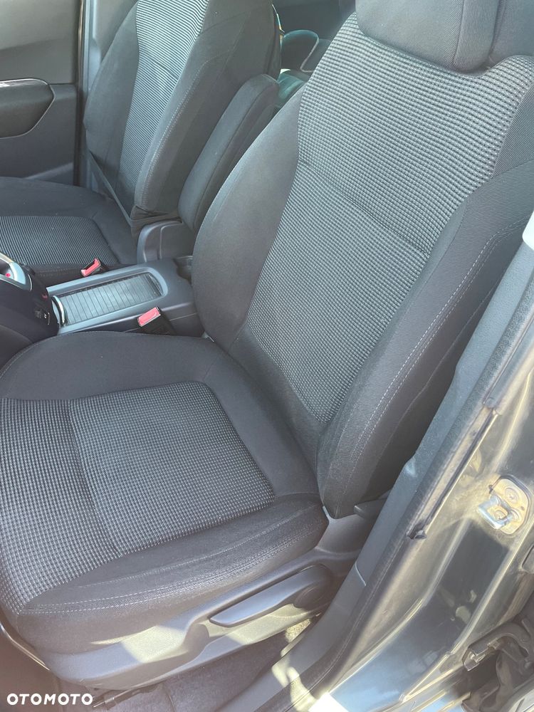 Peugeot 5008 1.6 HDi Premium - 17