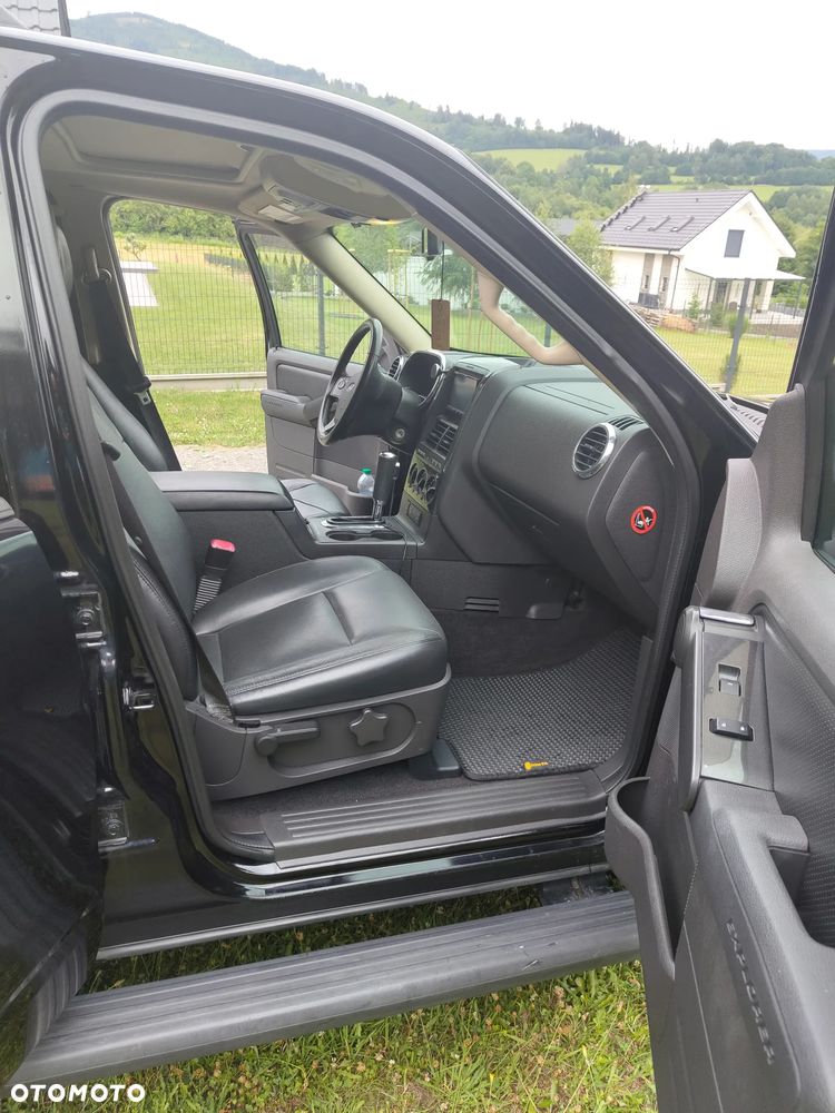 Ford Explorer 4.0 4WD - 7