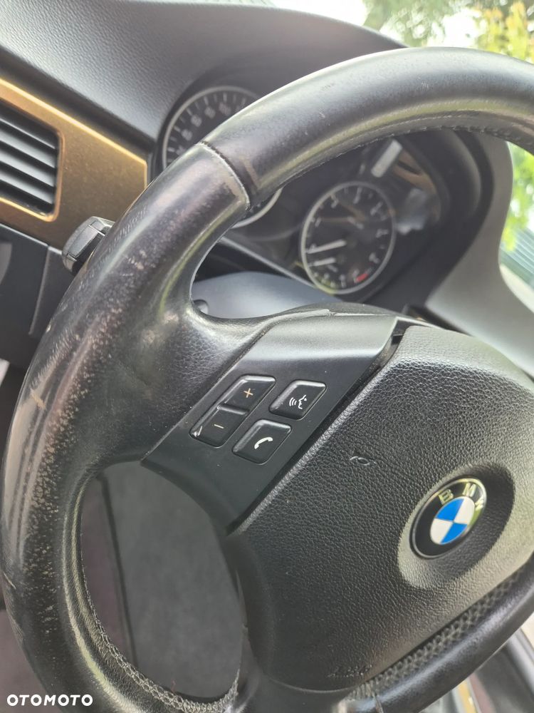 BMW Seria 3 - 17