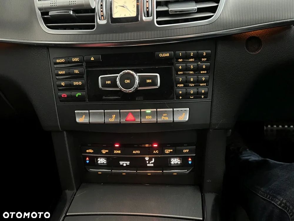 Przód kompletny zderzak AMG maska błotniki chłodnice pas przedni lampy LED OE Mercedes W212 Lift C197 - 29