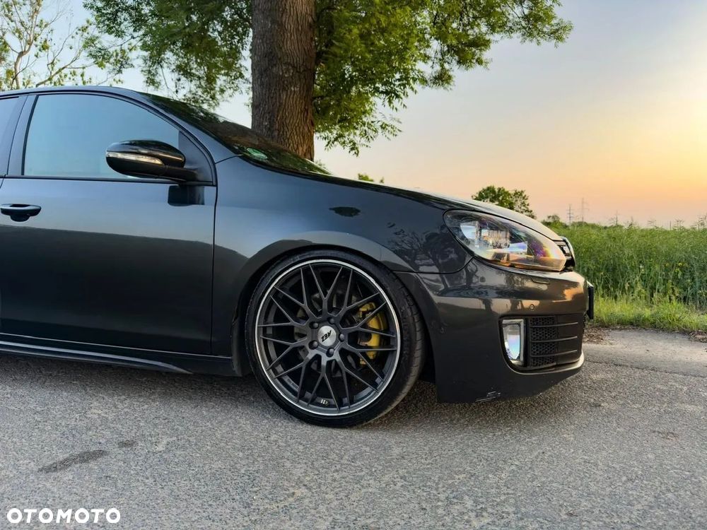 Volkswagen Golf ver-vi-2-0-tsi-gti - 29