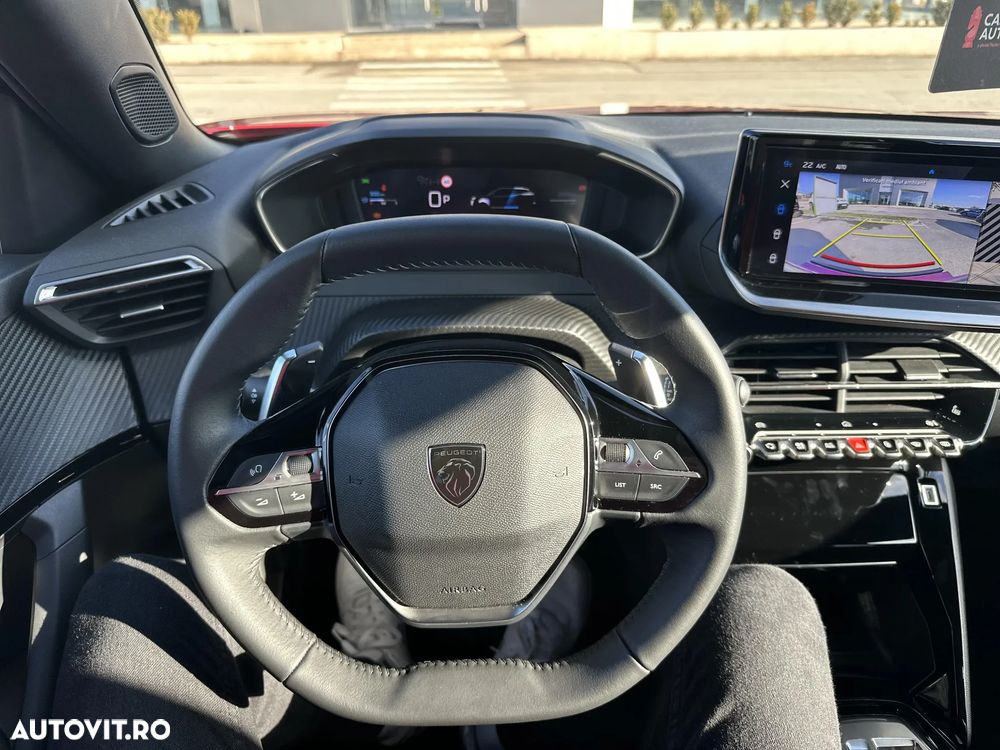 Peugeot 2008 1.2 PureTech EAT8 STT Active Pack - 10