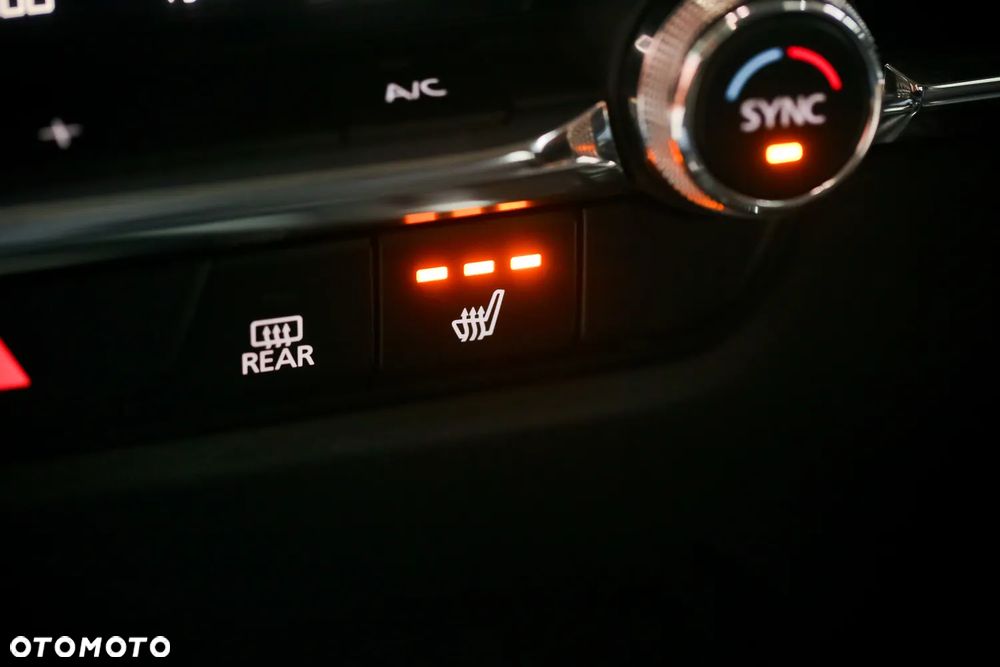 Mazda CX-30 e-SKYACTIVE G 140 NAGISA - 25