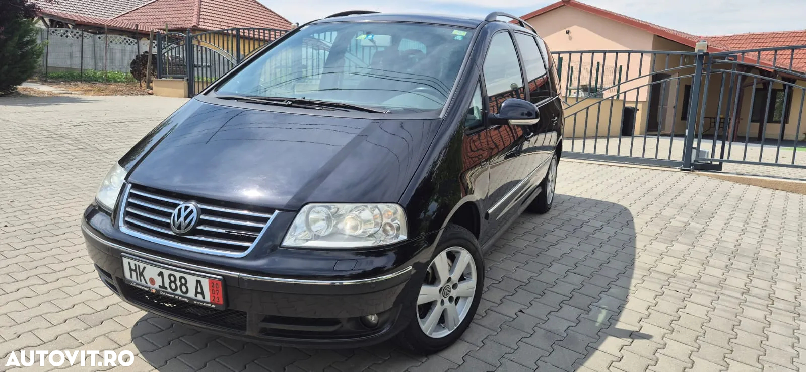 Volkswagen Sharan - 2
