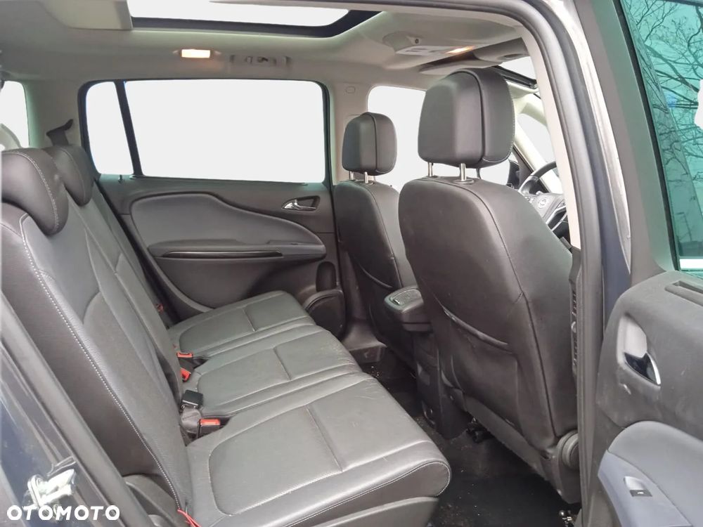 Opel Zafira 2.0 CDTI Cosmo - 31