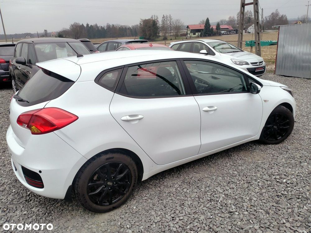 Kia Ceed - 7