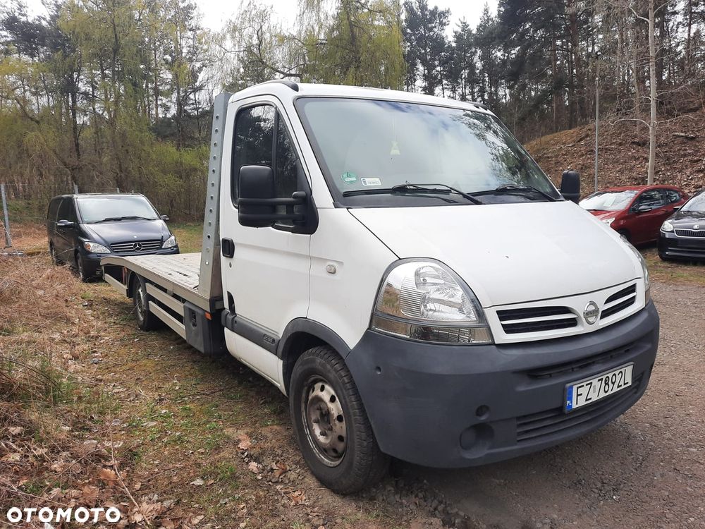 Nissan Interstar - 8