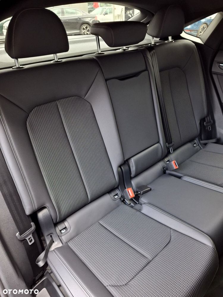 Audi Q3 Sportback - 17