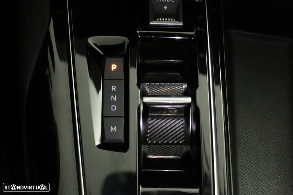 Peugeot 3008 1.2 Hybrid Allure Pack e-DCS6 - 14