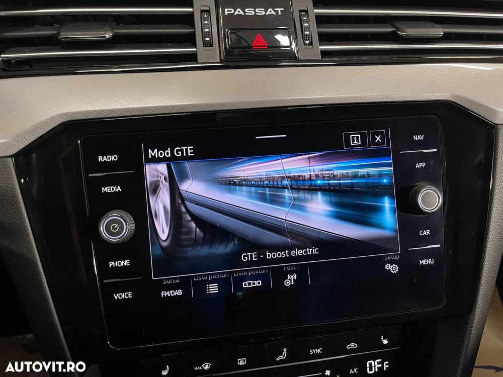 Volkswagen Passat GTE - 23