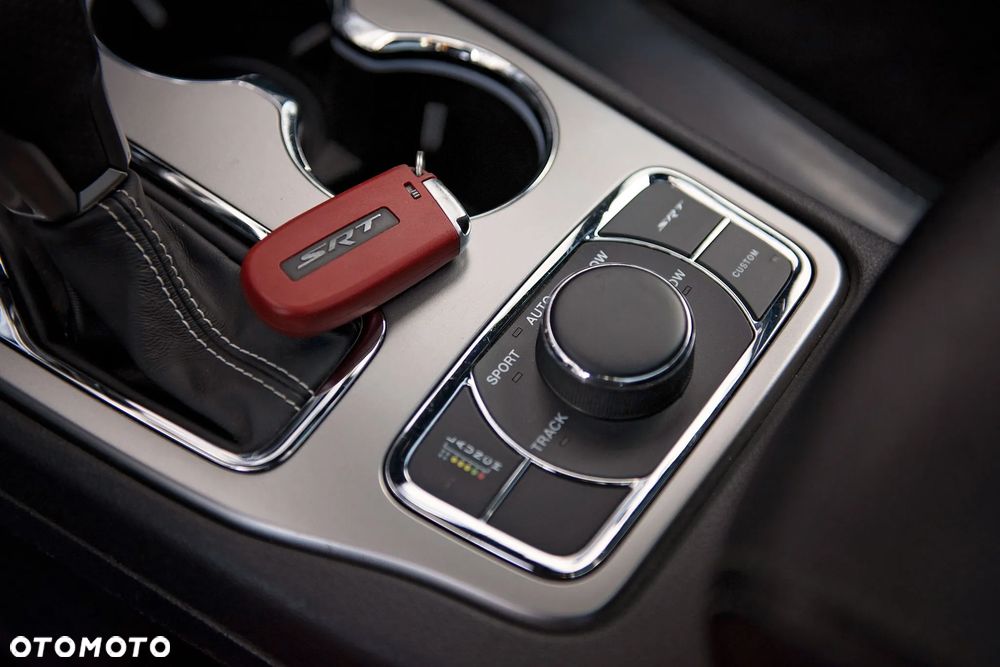 Jeep Grand Cherokee 6.4 V8 SRT8 - 19
