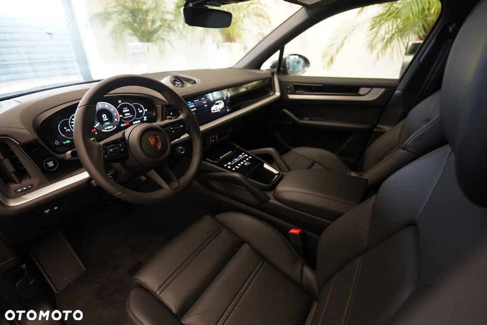 Porsche Cayenne E-Hybrid PHEV - 8